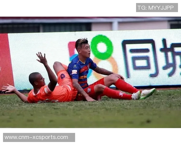 青岛黄海迎战北京人和争夺中甲联赛关键三分的精彩对决 青岛黄海迎战北京人和争夺中甲联赛关键三分的精彩对决